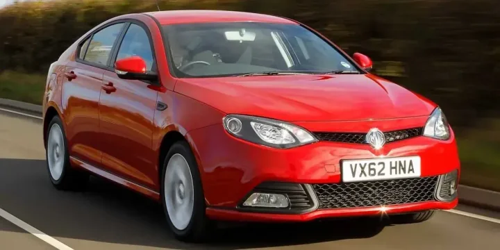 2015 MG 6