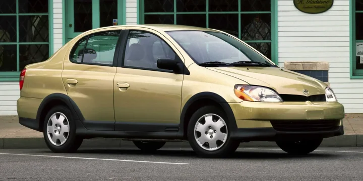 2003 Toyota Echo generation XP10 Facelift