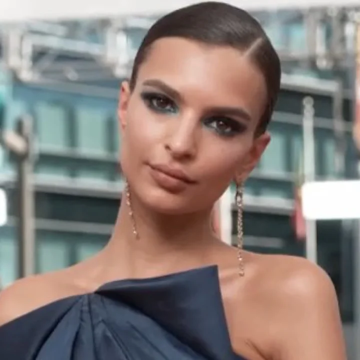 Emily Ratajkowski