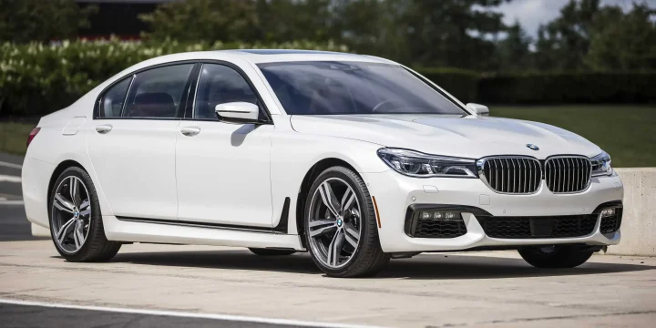 2016 BMW 7 Series 750i xDrive Steptronic, 8-speed