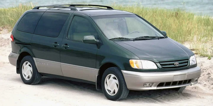 2001 Toyota Sienna generation XL10