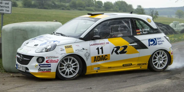 2015 Opel Adam R2