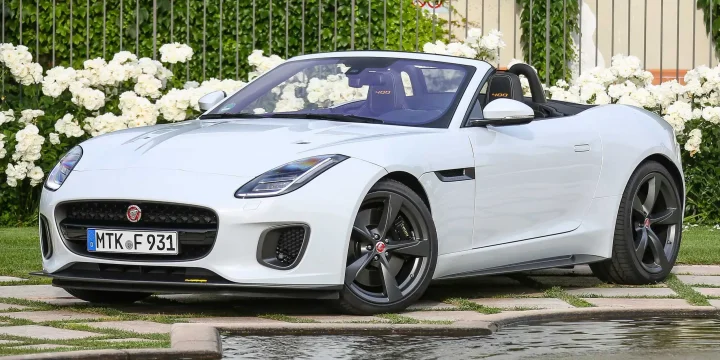 2018 Jaguar F-Type 400 SPORT AWD Convertible Quickshift