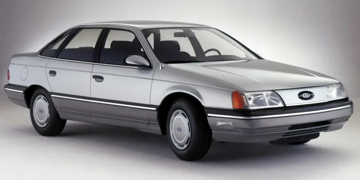1986 Ford Taurus 3.0 V6 Automatic, 4-speed