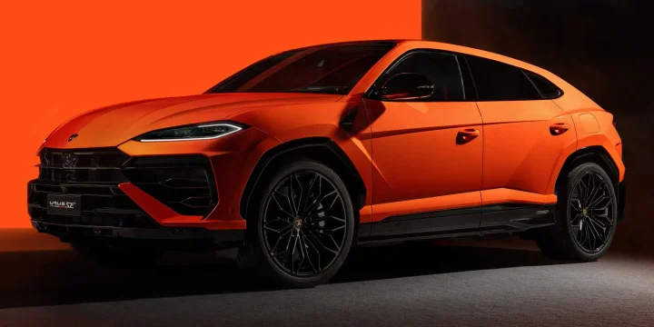 2024 Lamborghini Urus SE