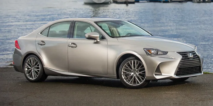 2017 Lexus IS 300 AWD