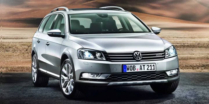 2013 Volkswagen Passat generation B7 (Type 3C)