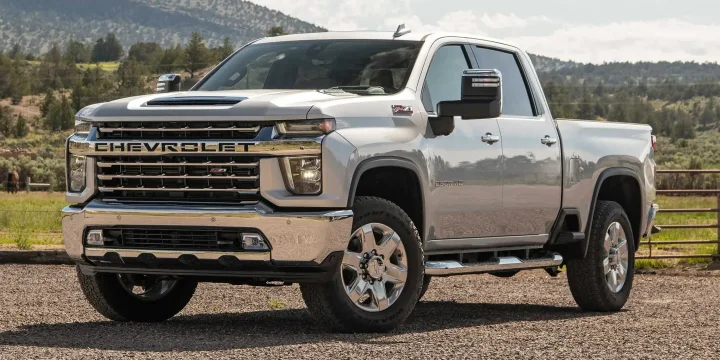 2020 Chevrolet Silverado HD 6.6 V8 Duramax 4WD Automatic, 10-speed