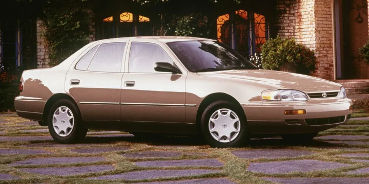 1994 Toyota Camry generation XV10