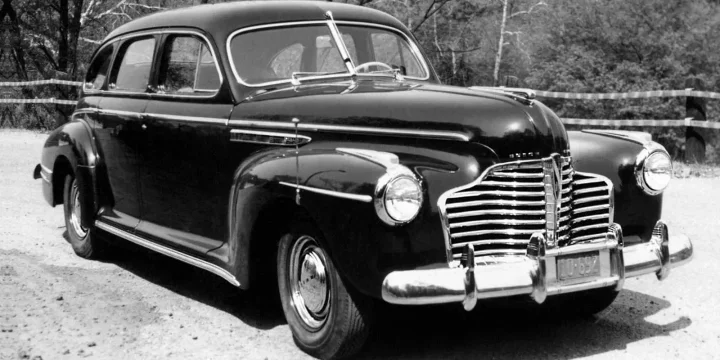 1941 Buick Special Touring Sedan 4.1 Manual