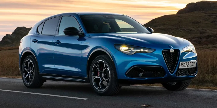 2023 Alfa Romeo Stelvio 2.0 Turbo 16V Q4 Automatic, 8-speed