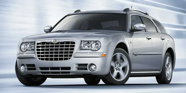 2006 Chrysler 300C SRT-8 Touring Automatic, 5-speed