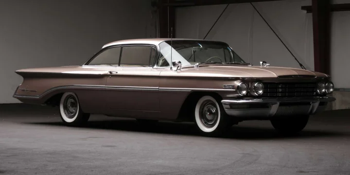 1960 Oldsmobile 98 Ninety-Eight Holiday SceniCoupé