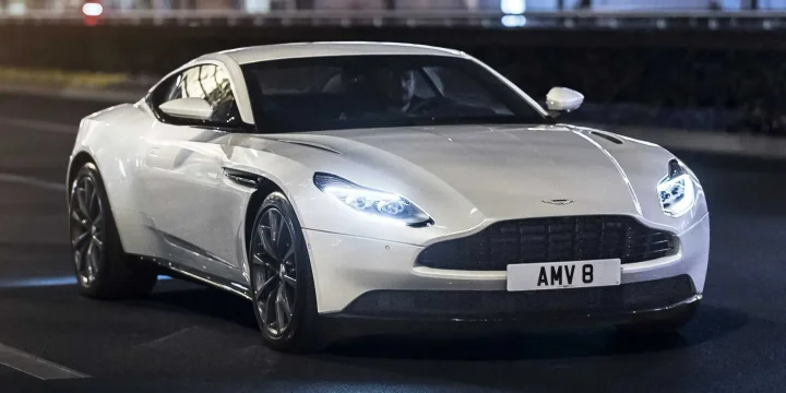 2022 Aston Martin DB11 4.0 V8 Touchtronic IV, 8-speed