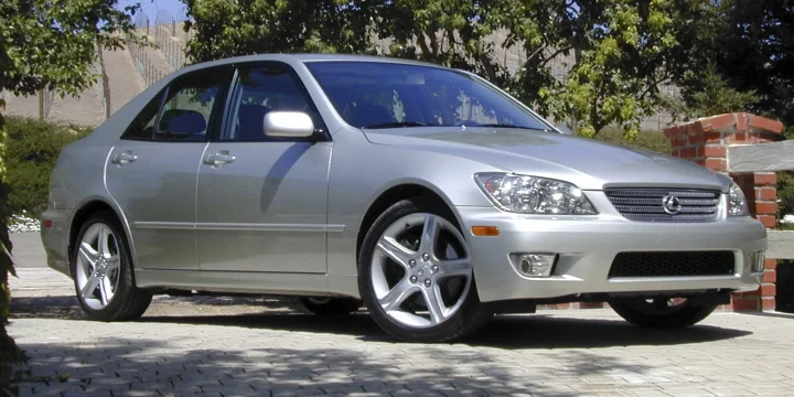 2001 Lexus IS 300