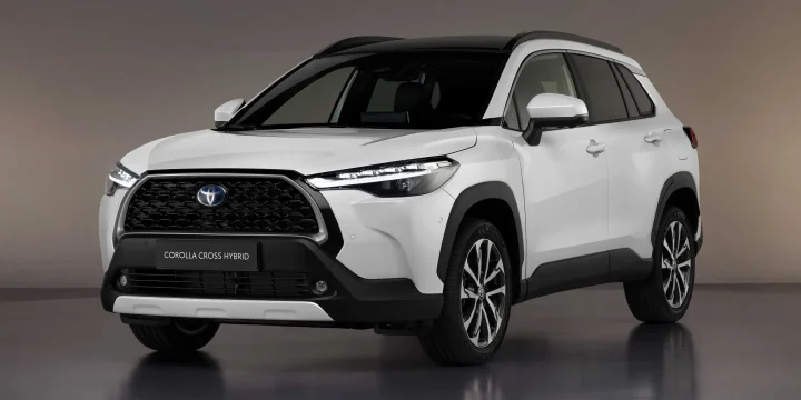 2022 Toyota Corolla Cross Hybrid e-