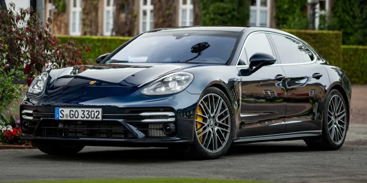 2021 Porsche Panamera Turbo S Executive