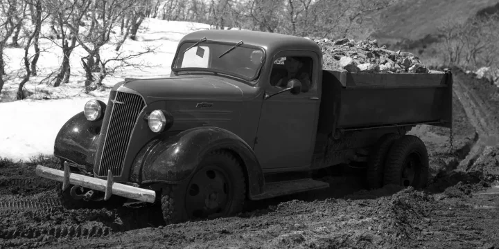 1937 Chevrolet Utility Truck Model SA 1.5-Ton Chassis 3.5 Manual