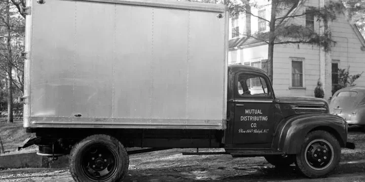 1946 Ford Commercial Model 69T 3.9 V8 Manual