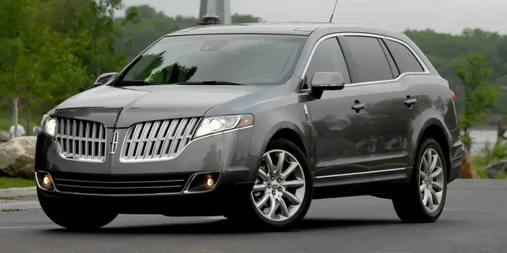 2010 Lincoln MKT