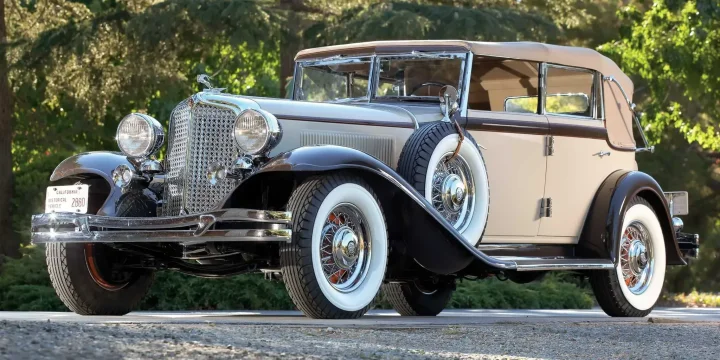 1932 Chrysler Imperial 6.3 Manual, 4-speed