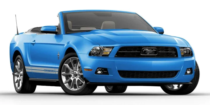 2011 Ford Mustang V6 Convertible