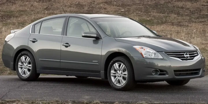 2010 Nissan Altima Hybrid e-