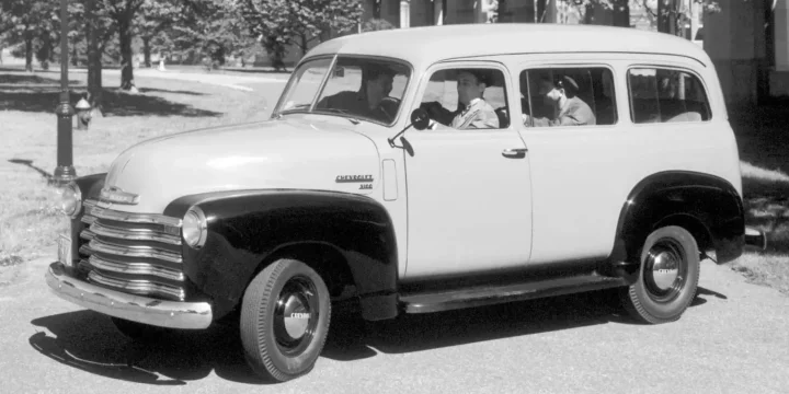 1949 Chevrolet Advance Design 3116 Carryall Suburban 3.5