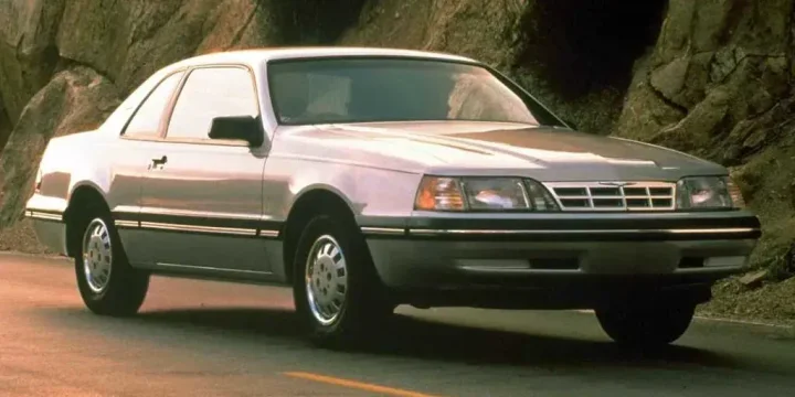 1988 Ford Thunderbird 5.0 V8 SEFI Automatic