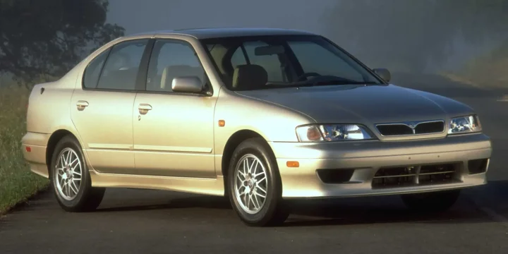 1999 Infiniti G20