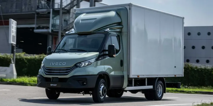 2025 Iveco Daily 72-180 Chassis Cab