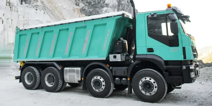 2013 Iveco Trakker 500 Rigid 8x4