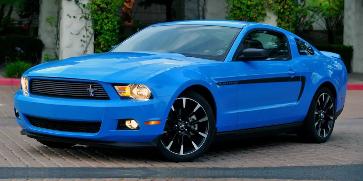 2011 Ford Mustang V6