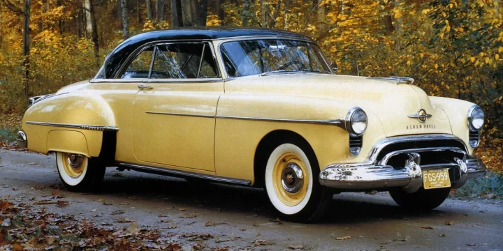 1950 Oldsmobile 88 Futuramic 88 Holiday Coupé