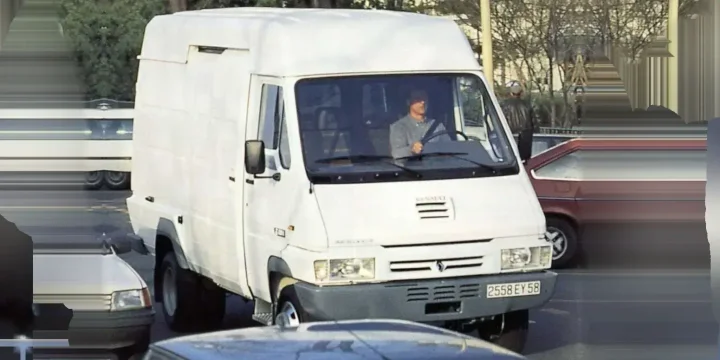 1993 Renault Trucks Messenger B120.35 Van