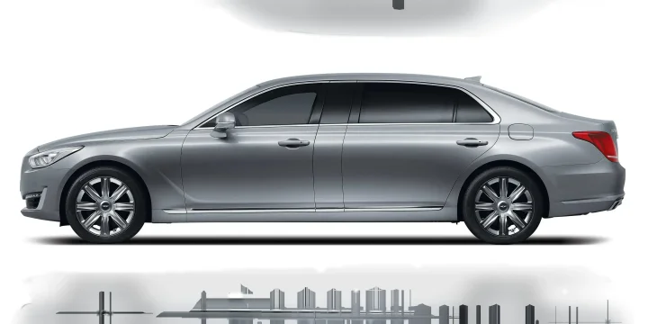2017 Genesis G90 5.0 V8 GDi HTRAC Shiftronic, 8-speed