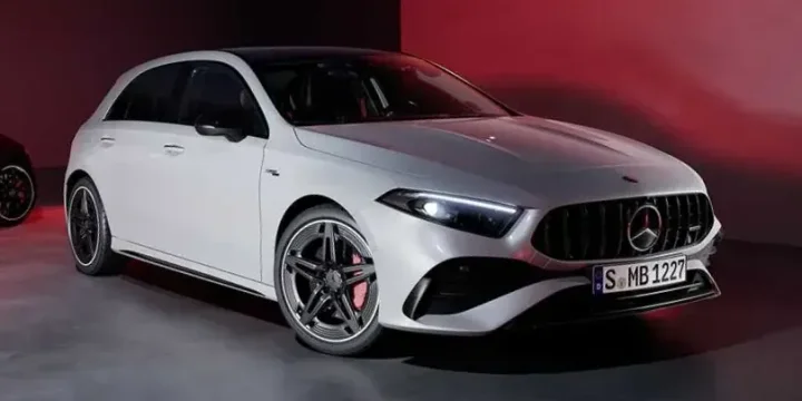 2023 Mercedes-Benz A-Class AMG A 35 4MATIC AMG Speedshift