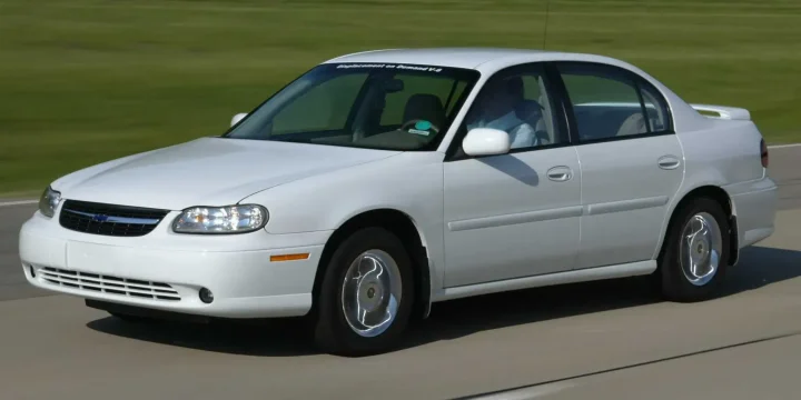 2004 Chevrolet Malibu Classic Hydra-Matic, 4-speed