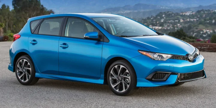 2016 Scion iM