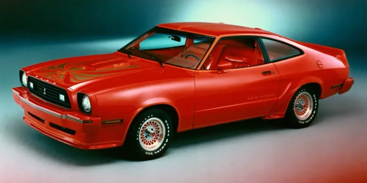 1977 Ford Mustang II 3-door 5.0 V8