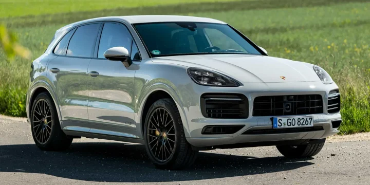 2020 Porsche Cayenne GTS