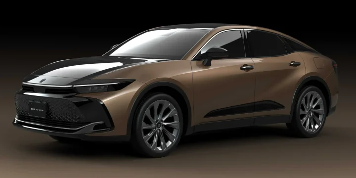 2022 Toyota Crown Crossover RS Direct-Shift, 6-speed