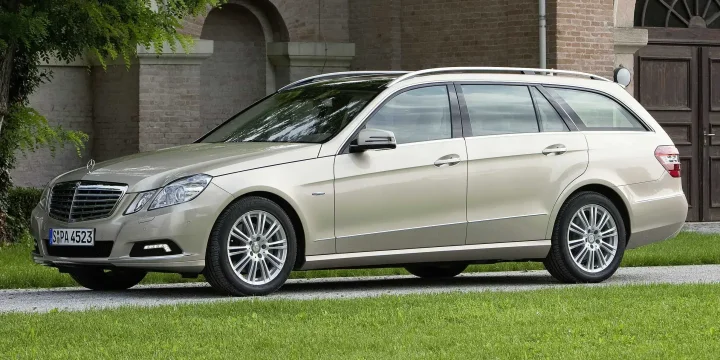2010 Mercedes-Benz E-Class E 250 T BlueEFFICIENCY