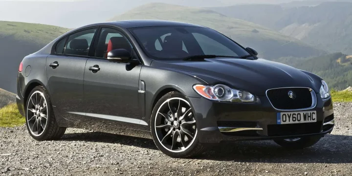 2010 Jaguar XFR