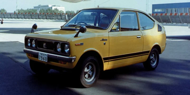 1971 Mitsubishi Minica Skipper generation A101
