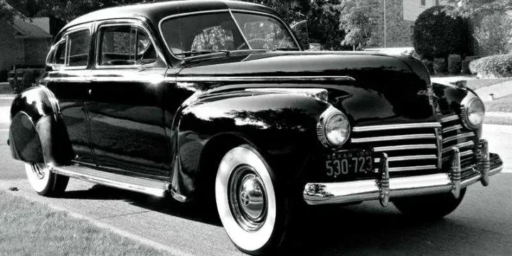 1940 Chrysler Imperial Crown Imperial Limousine 5.3 Semi-Automatic, 4-speed