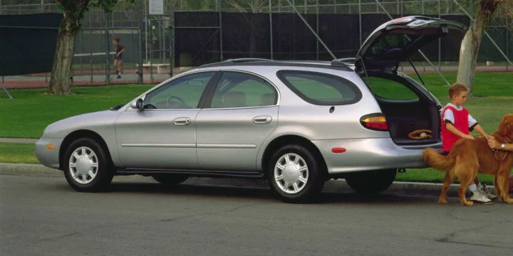 1996 Ford Taurus 3.0 V6 Automatic, 4-speed
