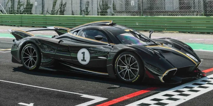 2021 Pagani Huayra