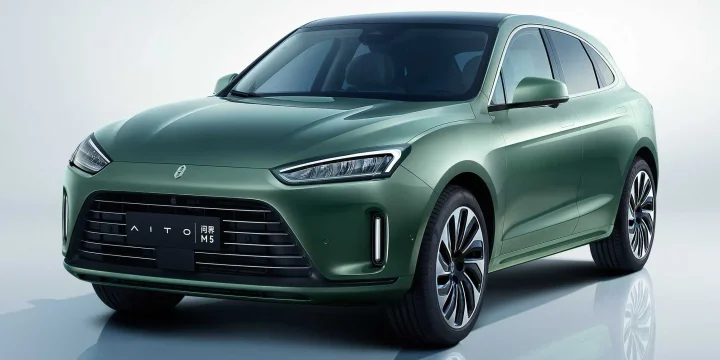 2022 AITO M5 80 kWh AWD Single Speed