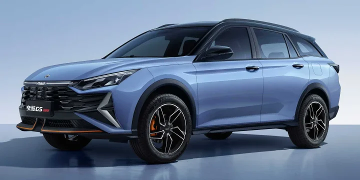 2022 Aeolus Yixuan GS 1.5 T DCT, 6-speed